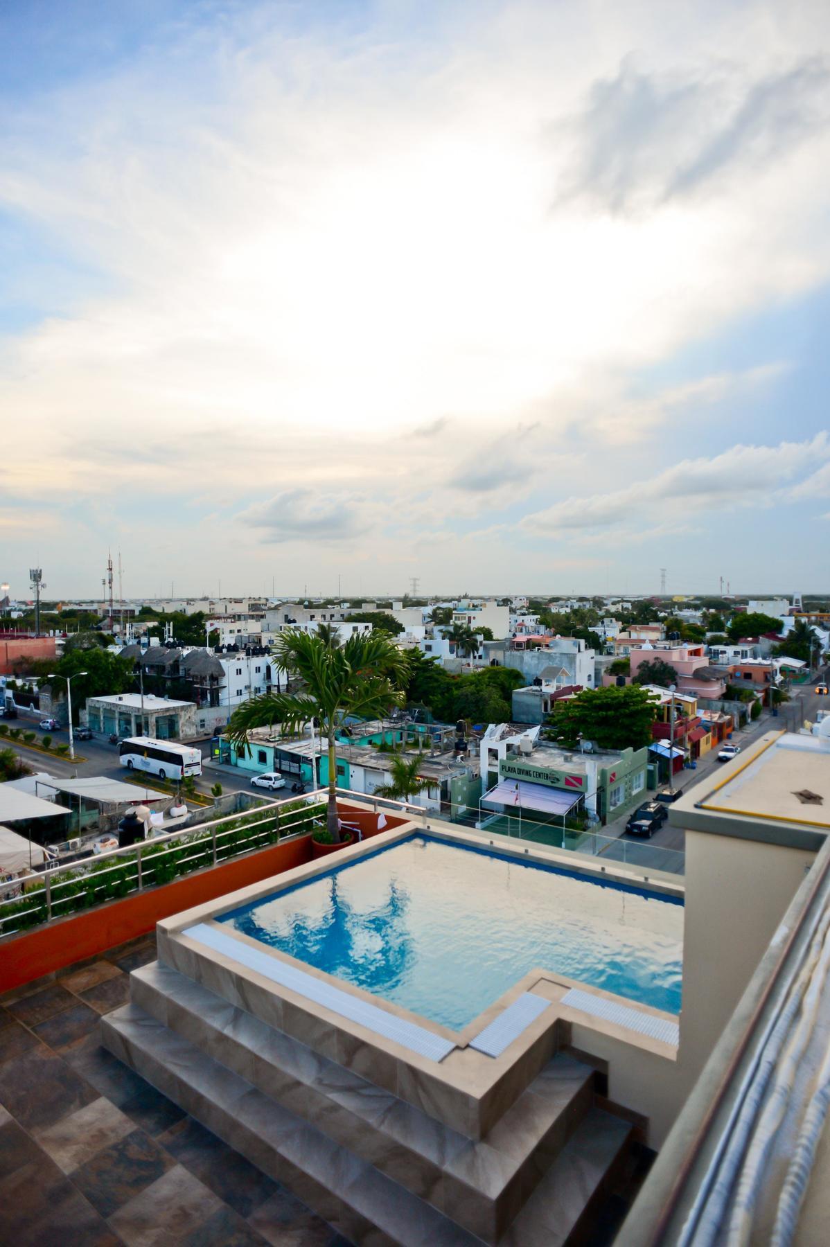 Sunrise 42 Suites Hotel 普拉亚卡门 外观 照片